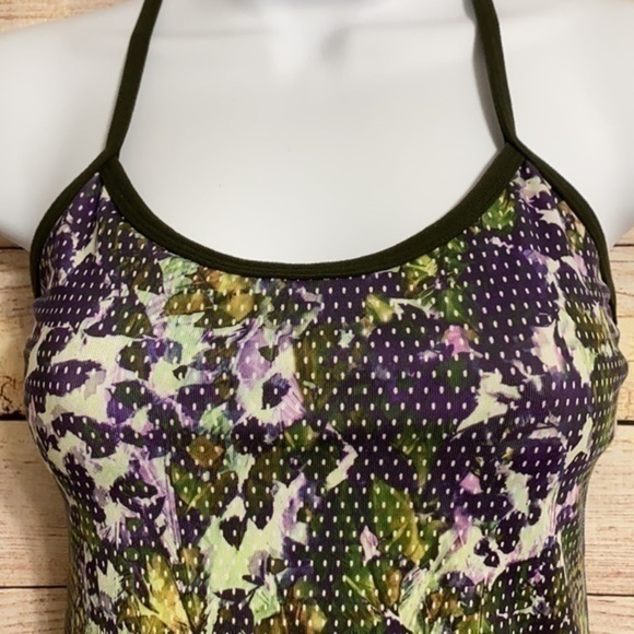 Lululemon Power Y Tank!! - Picture 3 of 13
